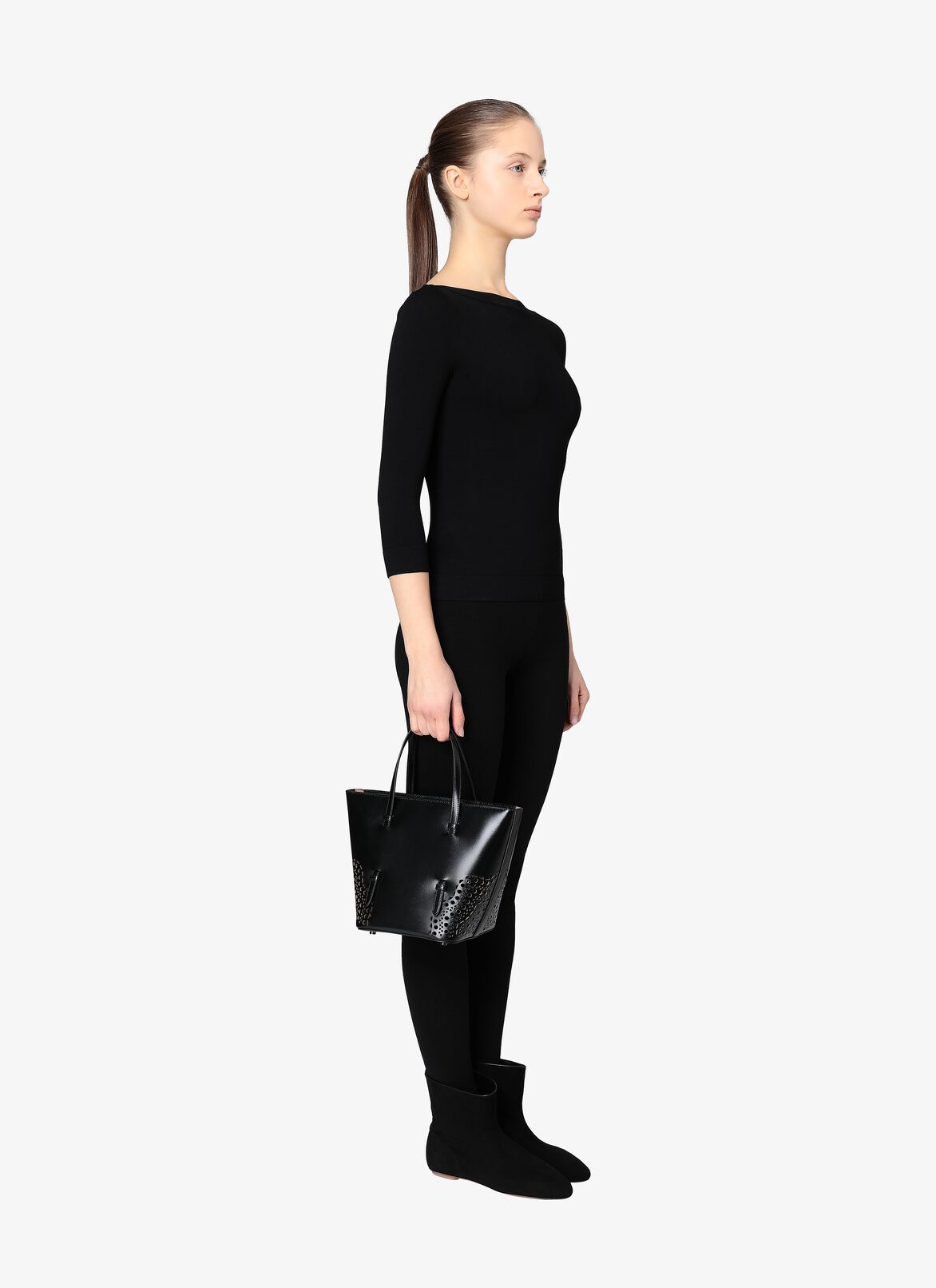 RM BAG CLOSED C.LUX QUART VIENNE VAGUE BLACK ALAÏA BLACK  RM BAG CLOSED C.LUX QUART VIENNE VAGUE BLACK